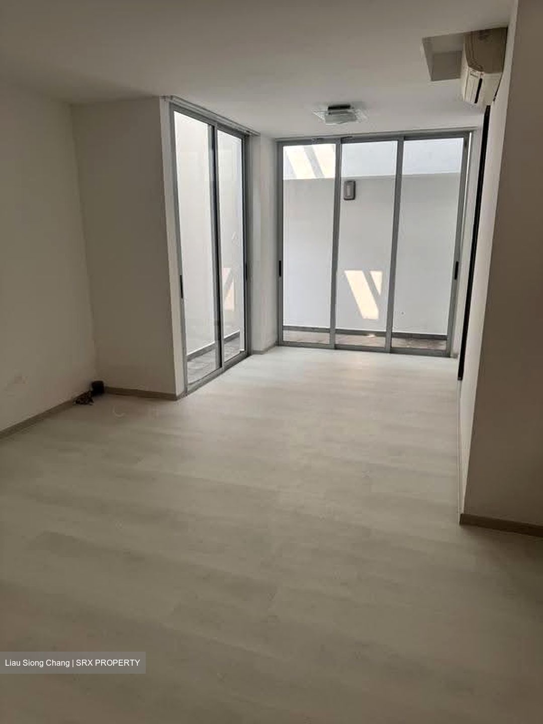 Marlene Ville (D19), Terrace #636889221
